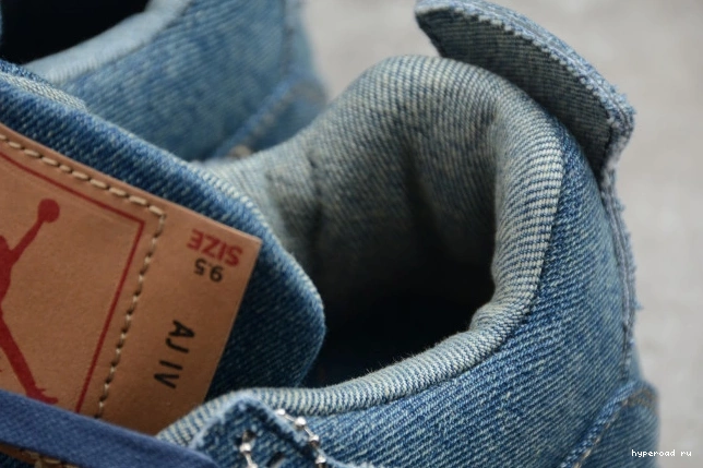 x Levi's Nike Air Jordan 4 AO2571-401 Denim 0627